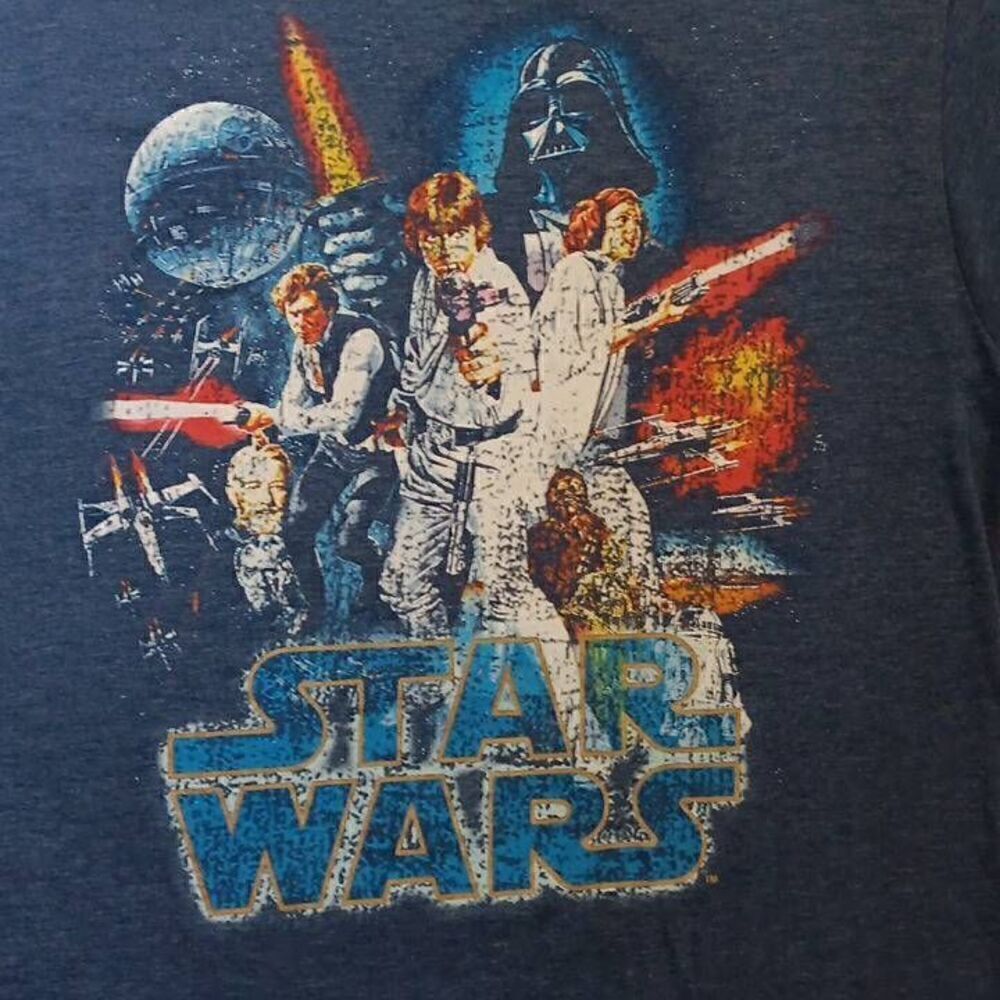 Star Wars Tshirt Size Medium  Collectible Graphic Tee Great, Pre-loved condition